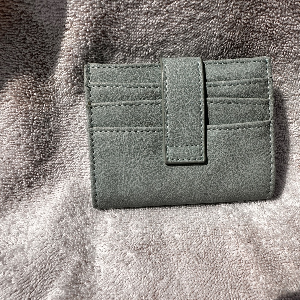Snap Compact Credit Card Wallet - Picture 3 of 3
